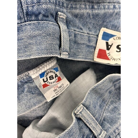 MAXIUMUM USA ENERGY Women's Vintage Flag Front Cuffed Denim Shorts 7/8 - Picture 2 of 4